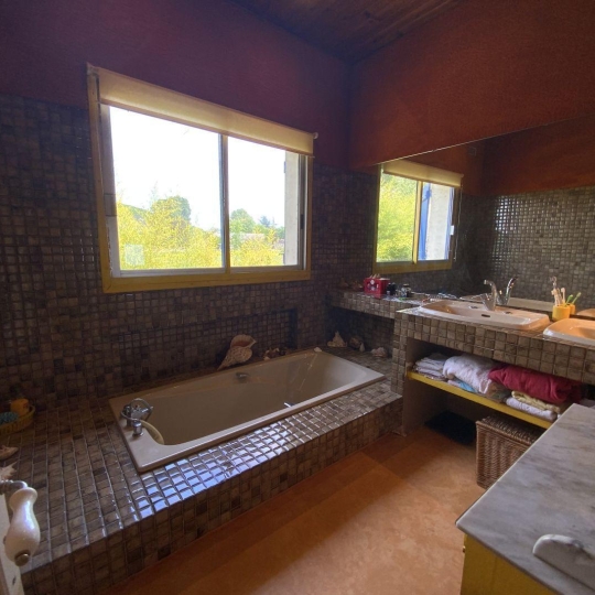  NITESCENCE : Maison / Villa | CAHORS (46000) | 282 m2 | 220 000 € 