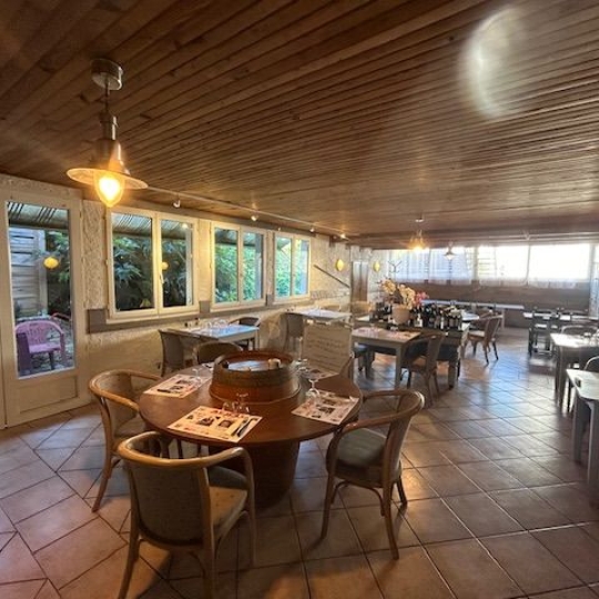  NITESCENCE : Office | DOUELLE (46140) | 198 m2 | 175 000 € 