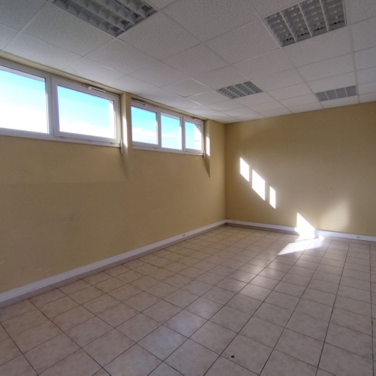  Annonces QUERCY : Local / Bureau | CAHORS (46000) | 130 m2 | 206 700 &euro; 