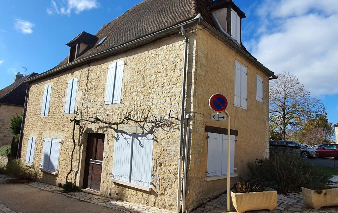 NITESCENCE : Maison / Villa | MONTFAUCON (46240) | 175 m2 | 165 000 € 