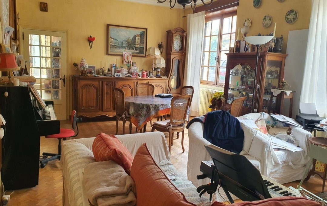 NITESCENCE : Maison / Villa | LABASTIDE-MURAT (46240) | 184 m2 | 185 000 € 
