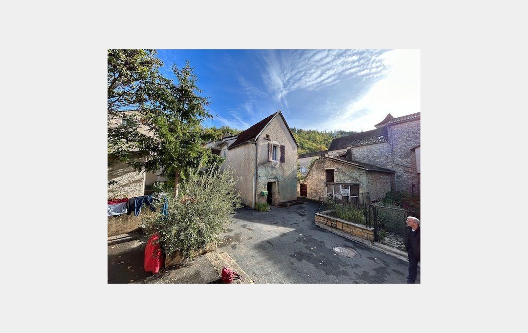 NITESCENCE : House | SAINT-VINCENT-RIVE-D'OLT (46140) | 102 m2 | 98 000 € 