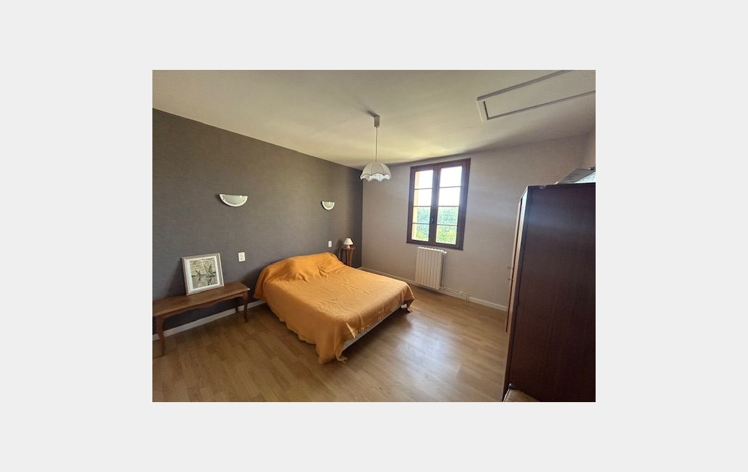 NITESCENCE : House | SAINT-VINCENT-RIVE-D'OLT (46140) | 190 m2 | 287 000 € 
