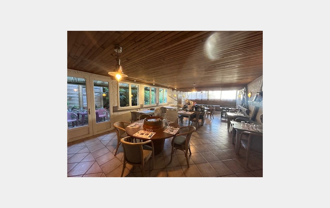 NITESCENCE : Office | DOUELLE (46140) | 198 m2 | 175 000 € 