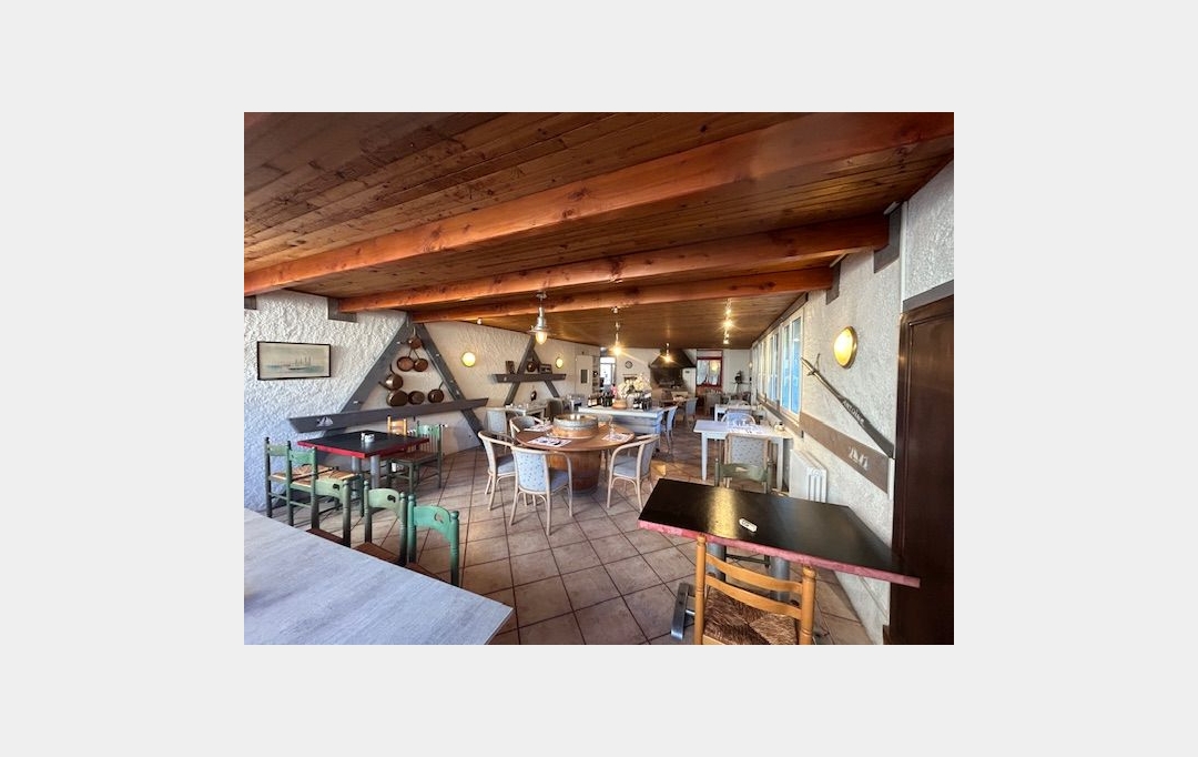 NITESCENCE : Office | DOUELLE (46140) | 198 m2 | 175 000 € 