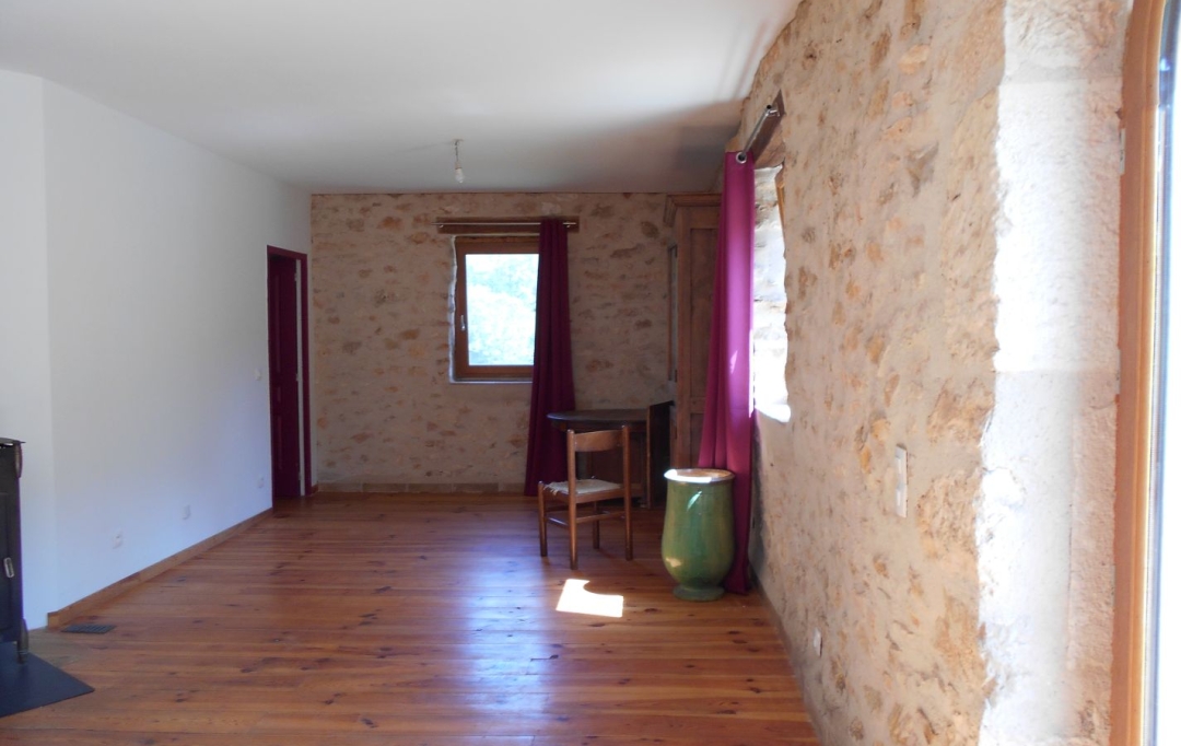 NITESCENCE : House | ESCLAUZELS (46090) | 300 m2 | 400 000 € 