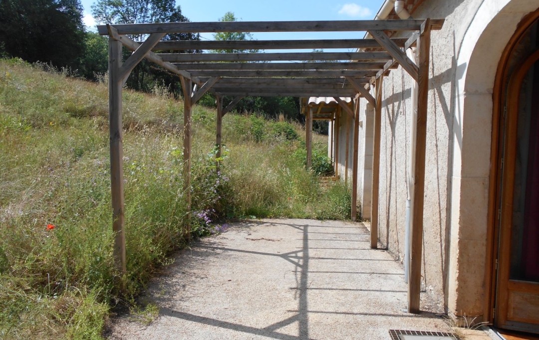 NITESCENCE : House | ESCLAUZELS (46090) | 300 m2 | 400 000 € 