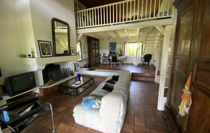 Maison CAHORS 282 m2 239 600 € Maison CAHORS 282 m2 239 600 €