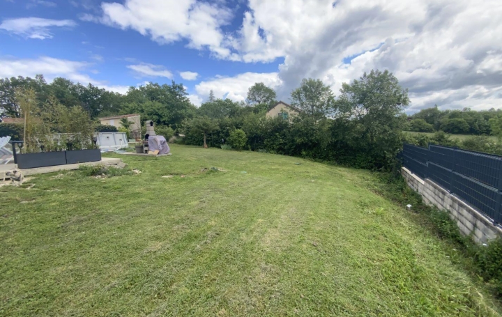 Maison SAINT-PIERRE-LAFEUILLE 92 m2 189 900 € Maison SAINT-PIERRE-LAFEUILLE 92 m2 189 900 €
