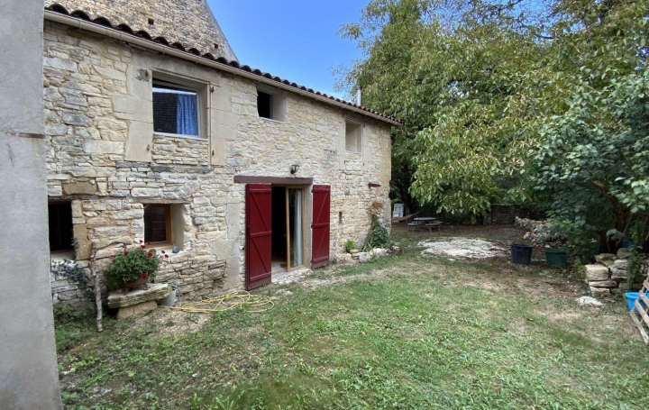 Maison SALVIAC 85 m2 149 000 € Maison SALVIAC 85 m2 149 000 €