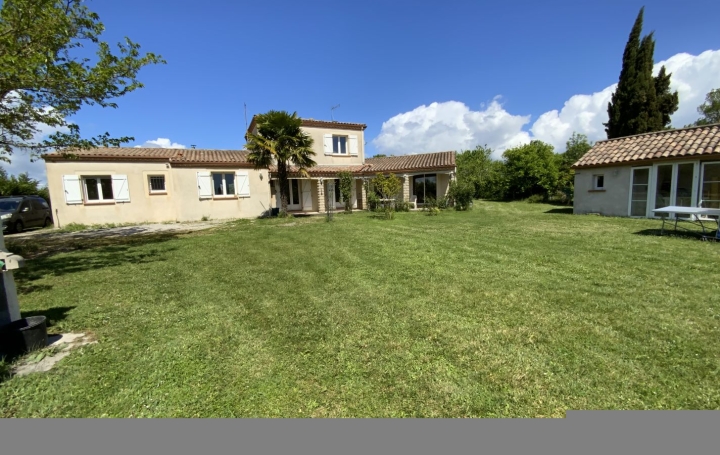 Maison LHOSPITALET 186 m2 242 000 € Maison LHOSPITALET 186 m2 242 000 €